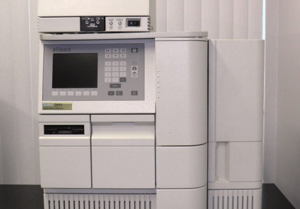 Waters Gel Permeation Chromatograph (GPC) 2690/DAD 996/RID V2410/LSD CD 432  Gel Permeation Chromatograph (GPC)