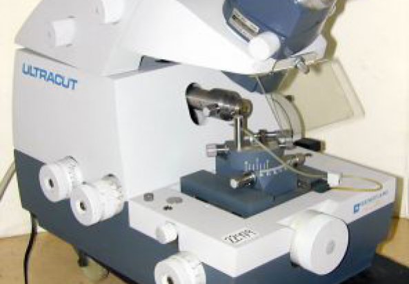 Reichert Jung Ultracut Ultramicrotome 