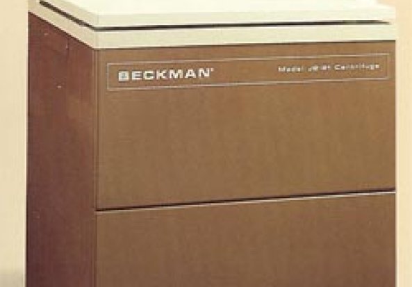 Beckman Centrifuge J-21 