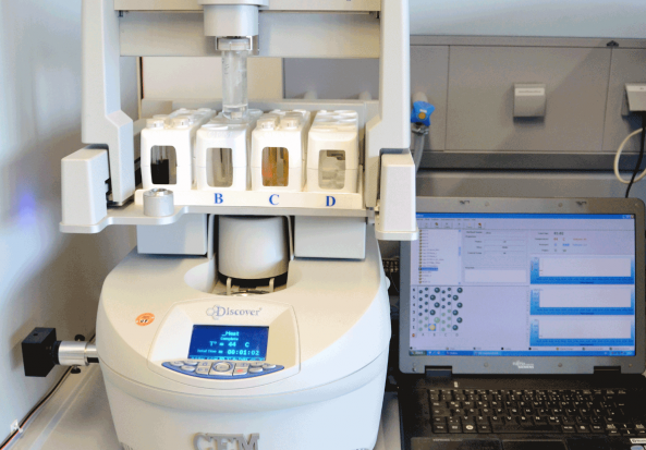 CEM Microwave Organic Synthesis Reactor 