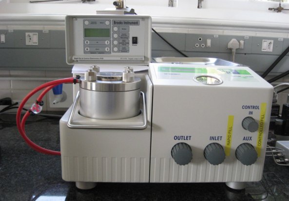 Mettler Toledo DSCI and High Pressure DSC827 Differential Scanning Calorimeter (DSC) Differential Scanning Calorimeter (DSC)