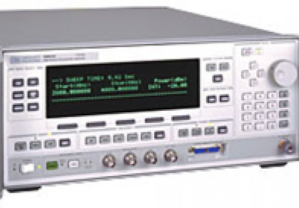 Hewlett Packard 83630L Signal Generator 