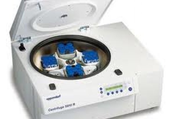 Eppendorf Centrifuge Eppendorf AG Refrigerated 5810R 