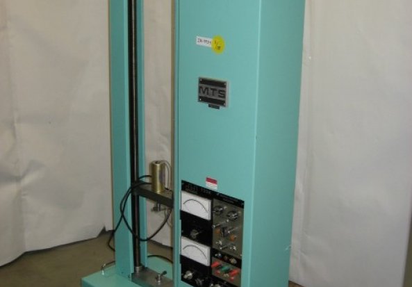 Lloyd Tensile Tester 