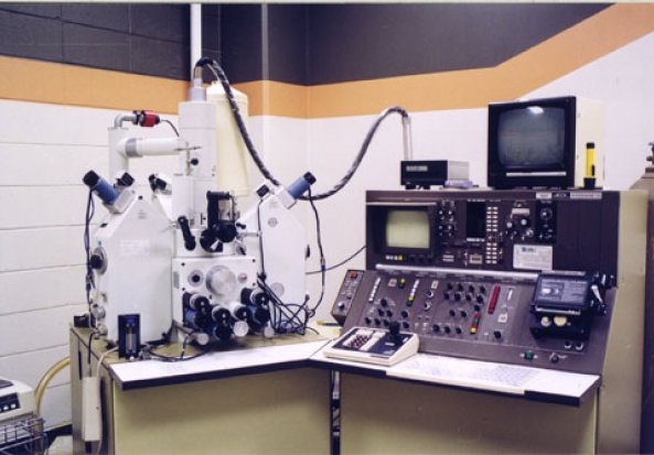 Carl Zeiss 733 Microprobe 