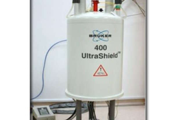 Bruker Biospin Avance 400 Nuclear Magnetic Resonance (NMR) 