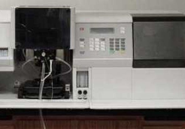 Perkin Elmer AAnalyst 100 Flame Atomic Absorption Spectrometer (FAAS) Atomic Absorption Spectrometer (AAS)